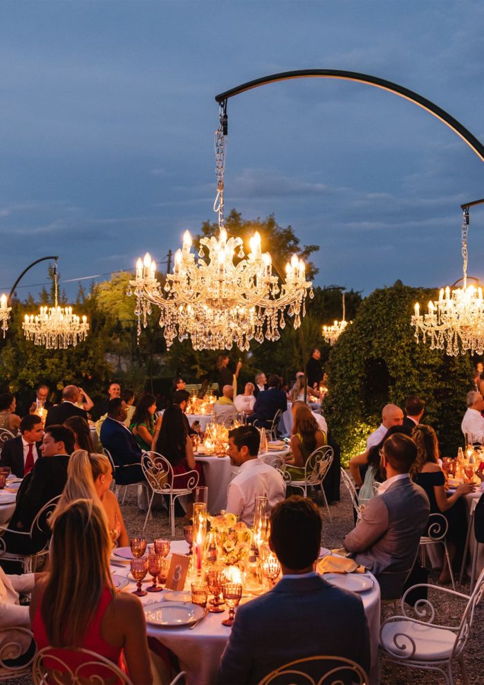 RAVA chandelier per eventi privati